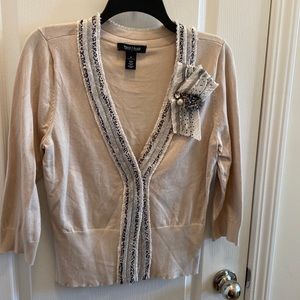 3/4 length sleeve cardigan.